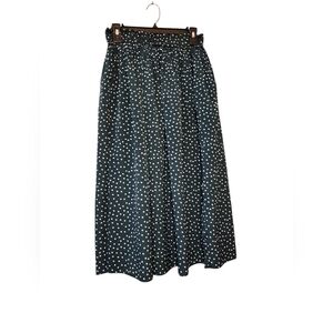Exlura skirt Size Small